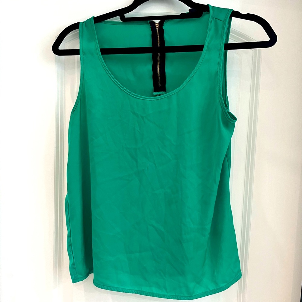 Going out top / silk like top